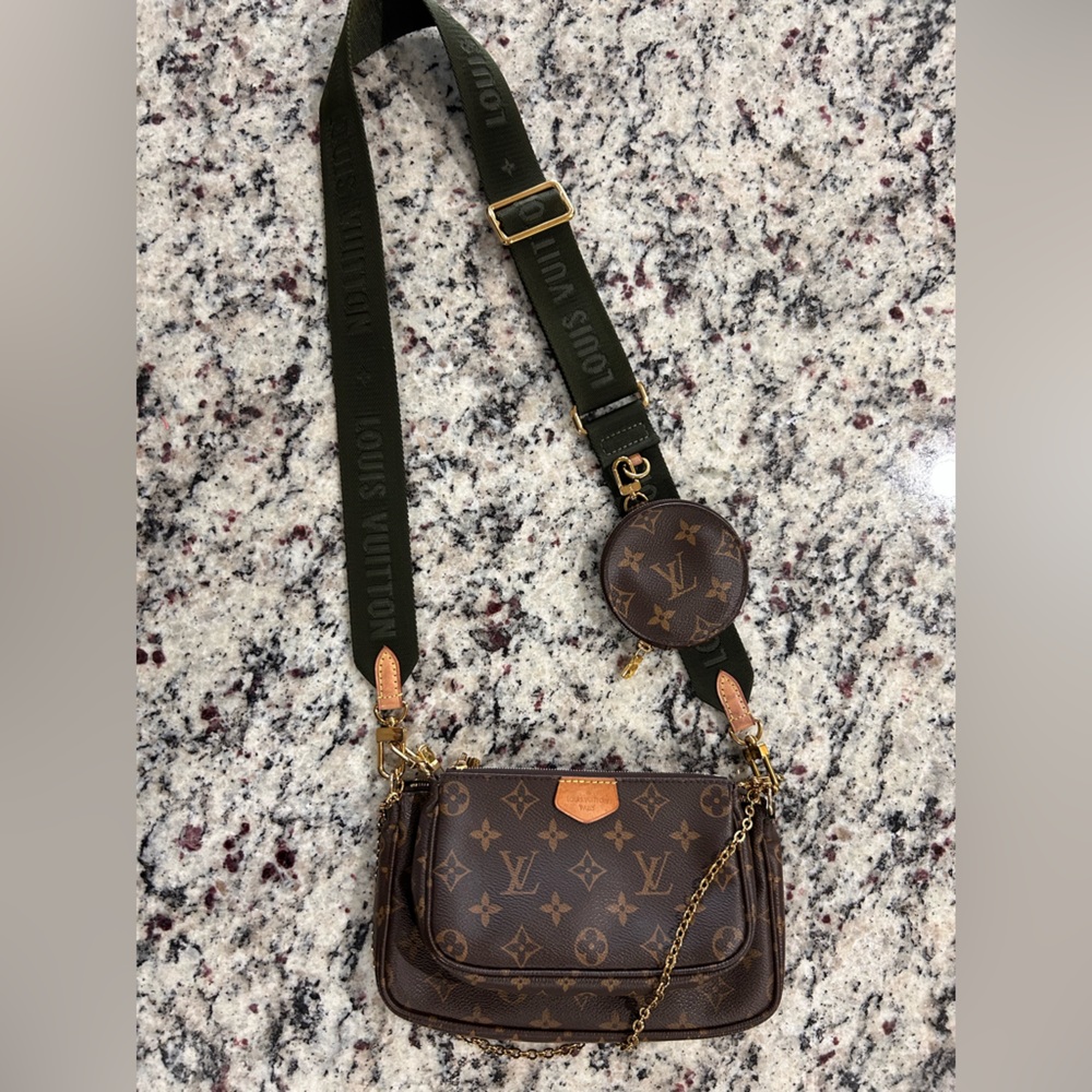 Louis Vuitton Multi Pochette